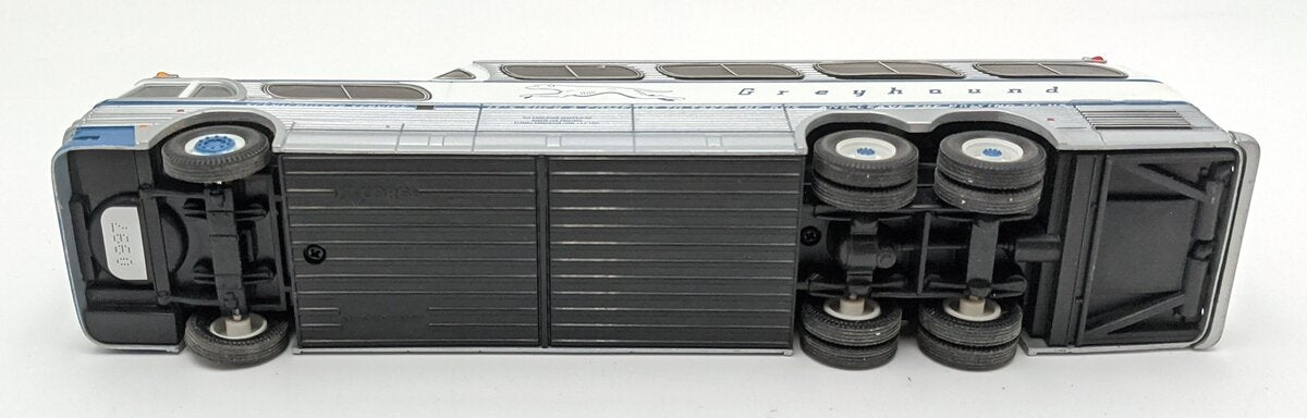 Corgi US54407 1:50 Greyhound Scenicruiser New York, NY Limited Edition Replica VG/Box