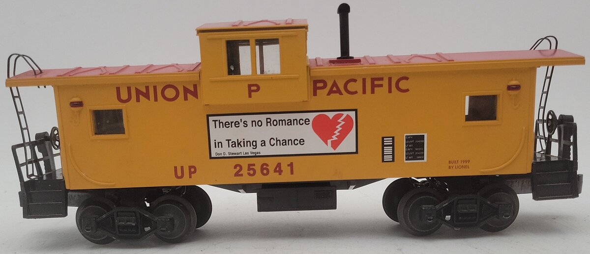 Lionel 6-19753 O Gauge UP Extended Vision Caboose/Box