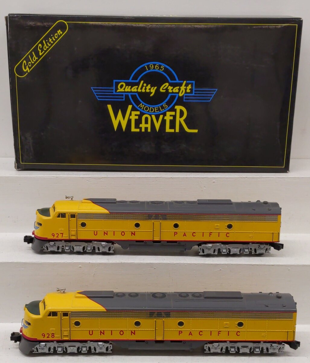 Weaver O Union Pacific EMD E-8 AA Diesel Locomotives - 3-Rail EX/Box