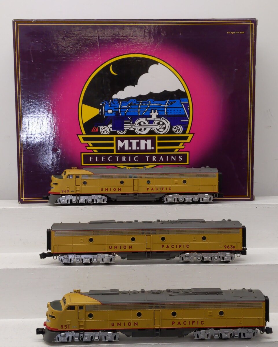 MTH 20-2208-1 O Union Pacific E-8 ABA Diesel Engine Set #951/963B/949 w/PS1 EX/Box