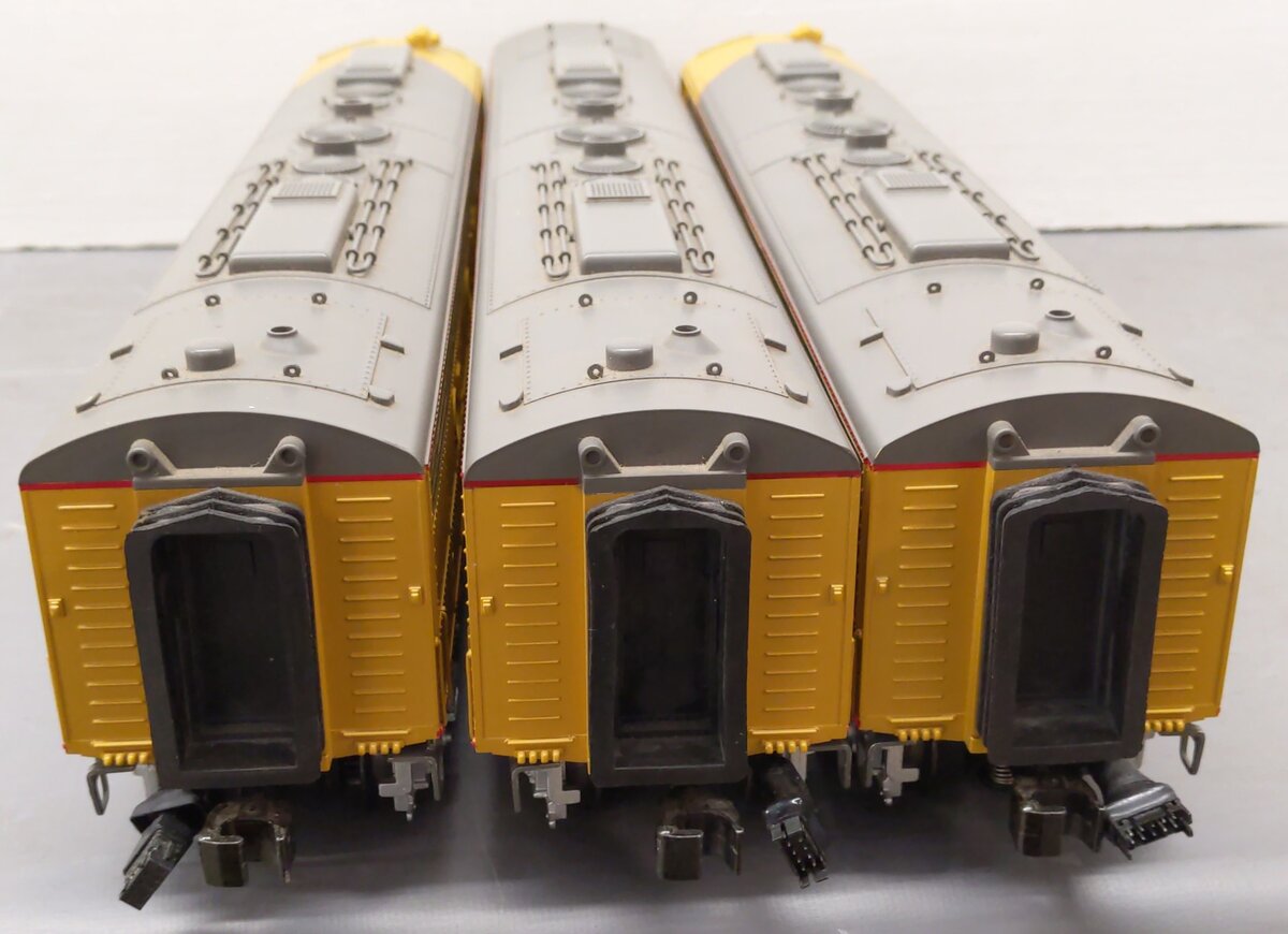 MTH 20-2208-1 O Union Pacific E-8 ABA Diesel Engine Set #951/963B/949 w/PS1 EX/Box