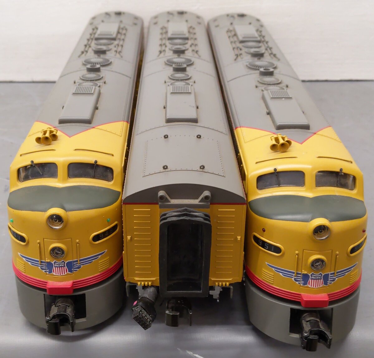 MTH 20-2208-1 O Union Pacific E-8 ABA Diesel Engine Set #951/963B/949 w/PS1 EX/Box