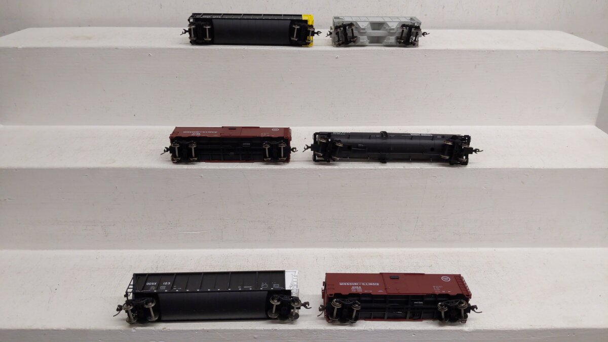 Atlas HO Scale Assorted Freight Cars 1242, 4064, 123, 4125, 89155, 700531 [6] LN/Box