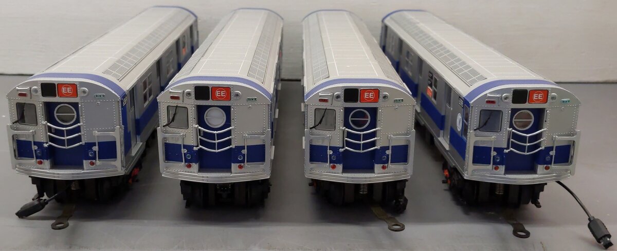 Lionel 6-31797 NYC Transit Authority R16 O Gauge Subway Train Set EX/Box