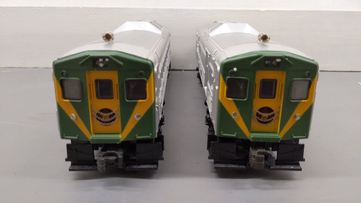Lionel 6-18506 O Gauge Canadian National Budd Cars #D202, #D203 EX/Box