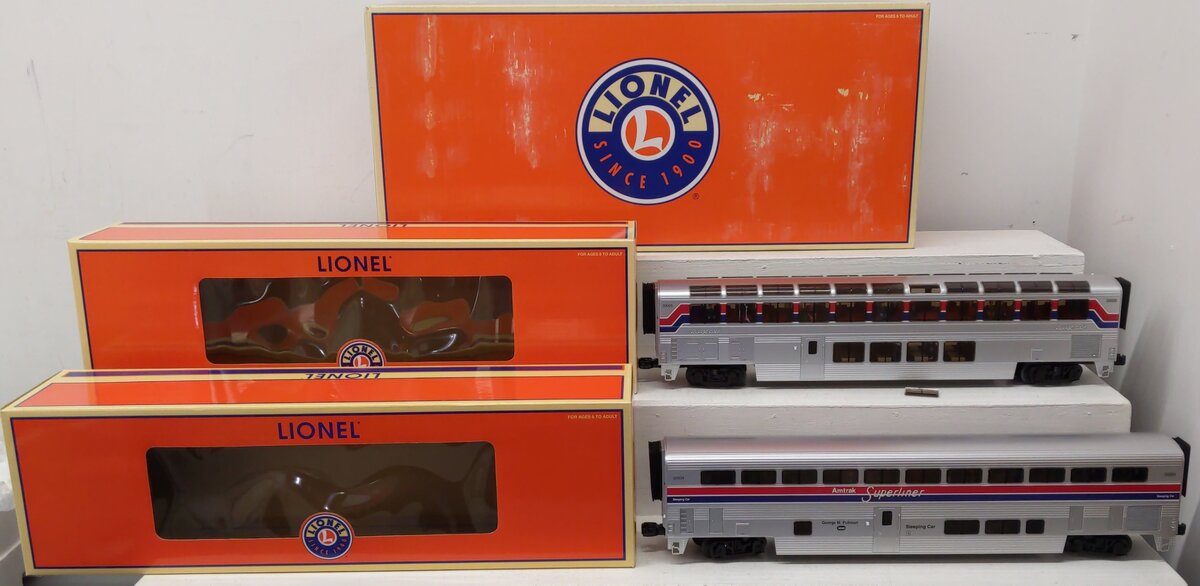 Lionel 6-15314 O Amtrak Superliner Lounge/Café & Sleeper (Set of 2) EX/Box