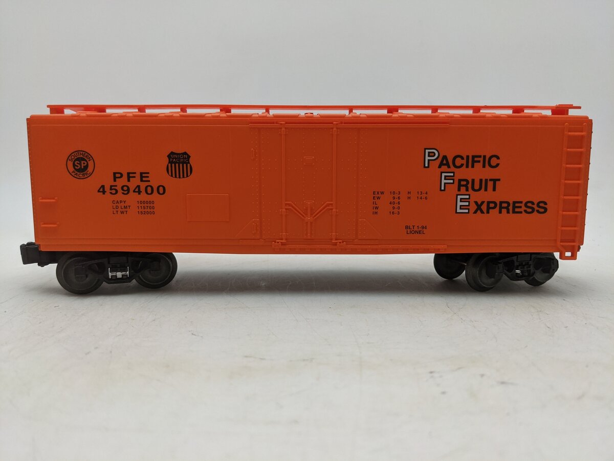 Lionel 6-17305 O Gauge Pacific Fruit Express Standard Reefer #459400 EX/Box