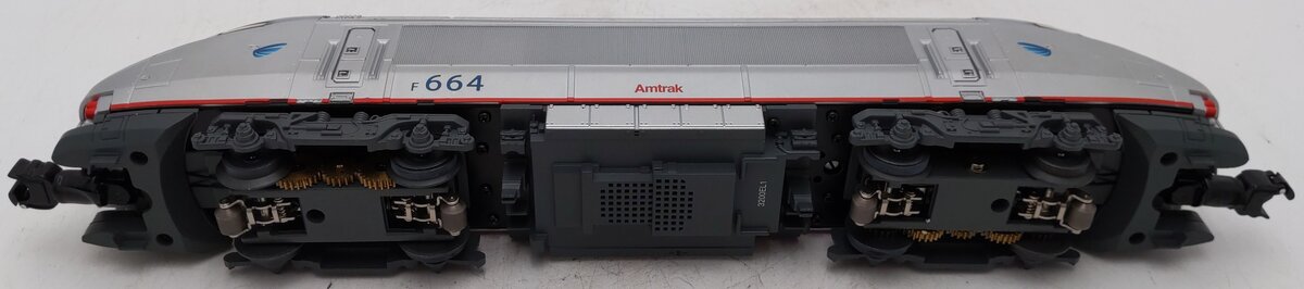 Lionel 6-38402 O Amtrak HHP-8 Powered Electric Locomotive w/RailSounds #664 EX/Box