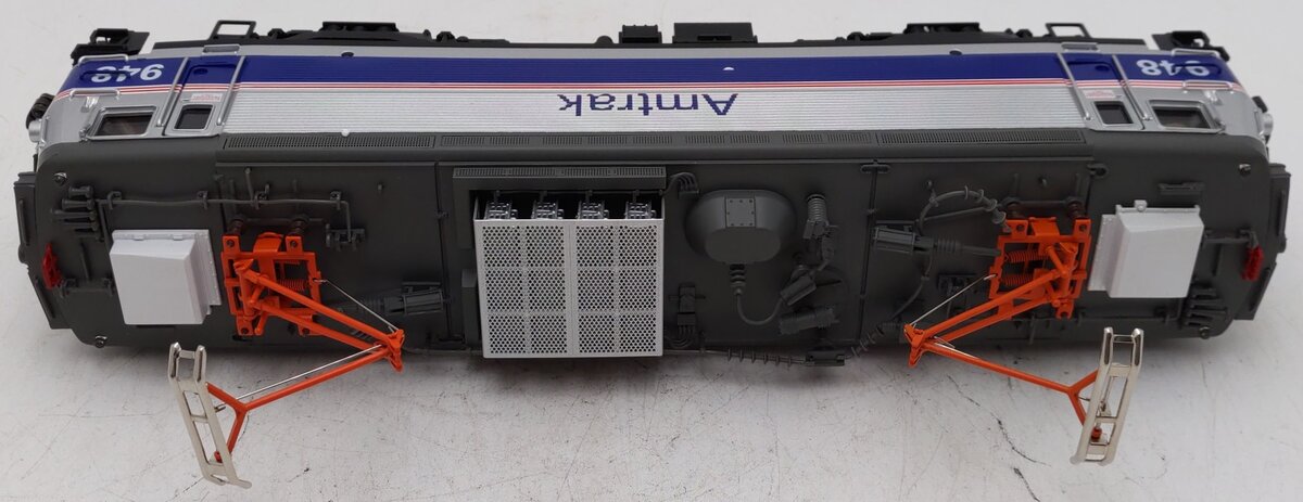 MTH 20-5528-3 Amtrak AEM-7 Non Powered Electric Locomotive #948 EX/Box