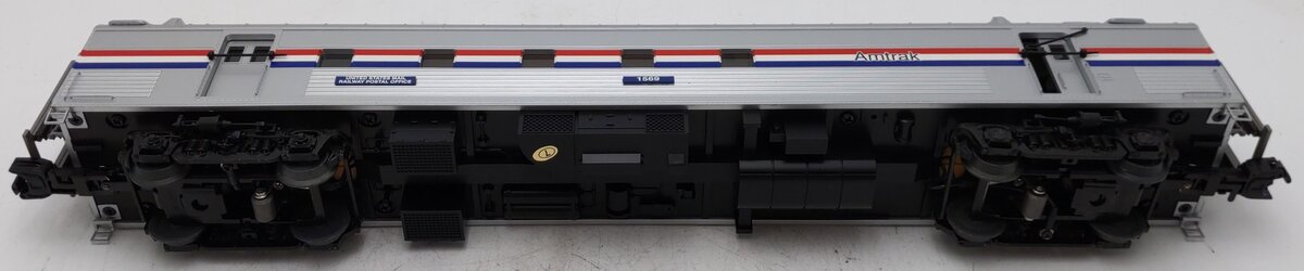 MTH 20-68198 O Scale Amtrak 70' Streamlined RPO Passenger Car (Ribbed Sided) EX/Box