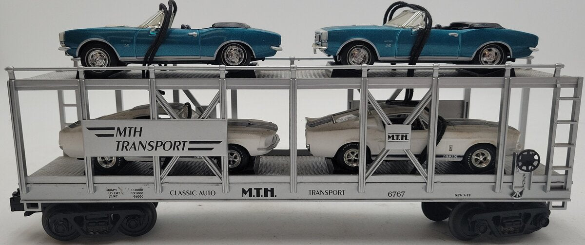 MTH 30-7666 O Gauge Auto Carrier w Two 1967 Camaros & Two 1967 Shelby Mustangs EX/Box