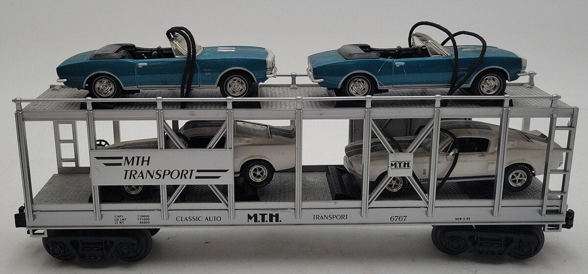 MTH 30-7666 O Gauge Auto Carrier w Two 1967 Camaros & Two 1967 Shelby Mustangs EX/Box