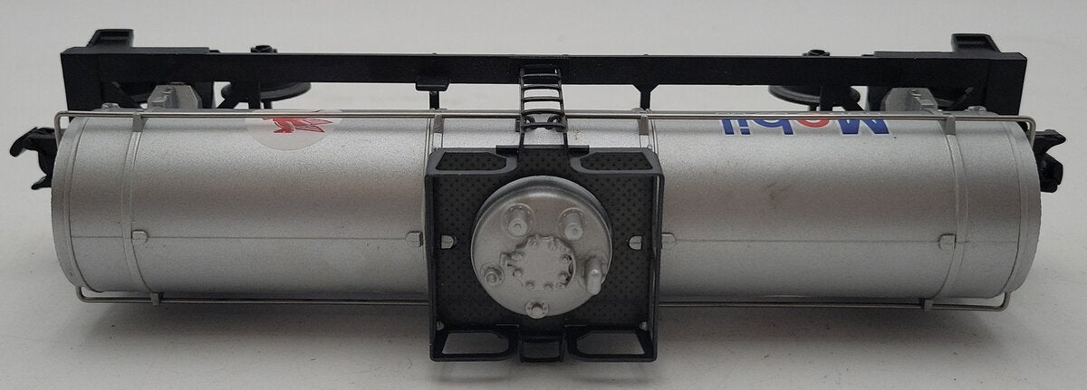 Lionel 6-16127 O Gauge Mobil Oil Corporation Single-Dome Tank Car VG/Box