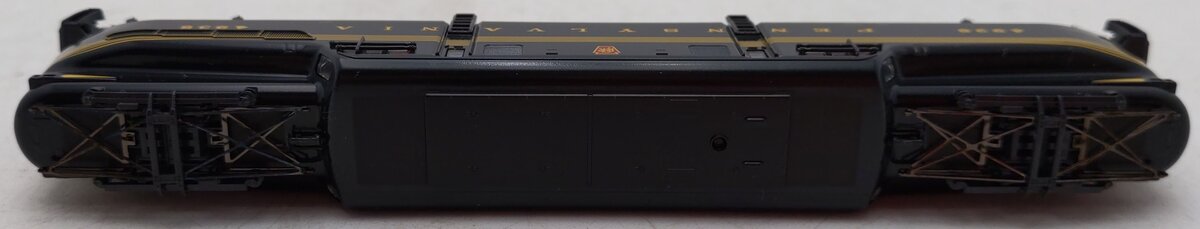 Kato 137-2001 N Scale Pennsylvania Railroad GG-1 Electric Locomotive #4935 EX/Box