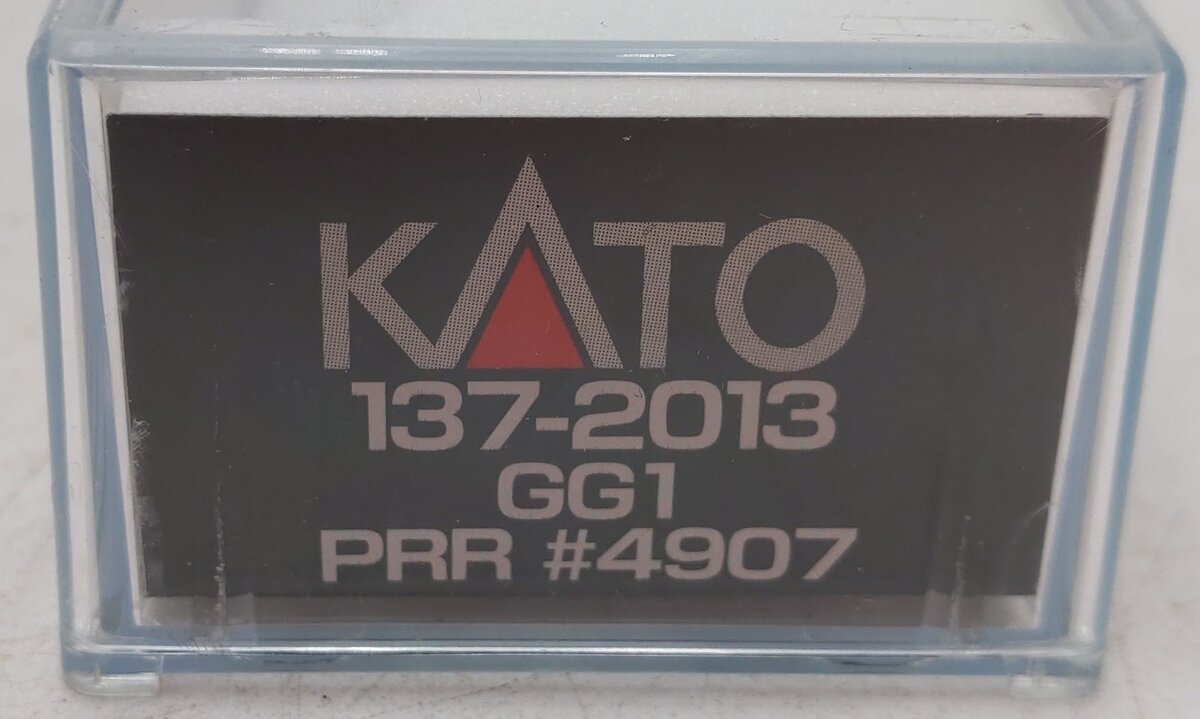 Kato 137-2013 N Pennsylvania Tuscan Single Stripe GG-1 Electric Locomotive #4907 EX/Box