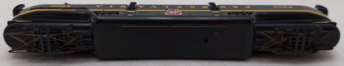 Kato 137-2012 PRR Green Single Stripe GG-1 Electric Locomotive #4929 EX/Box
