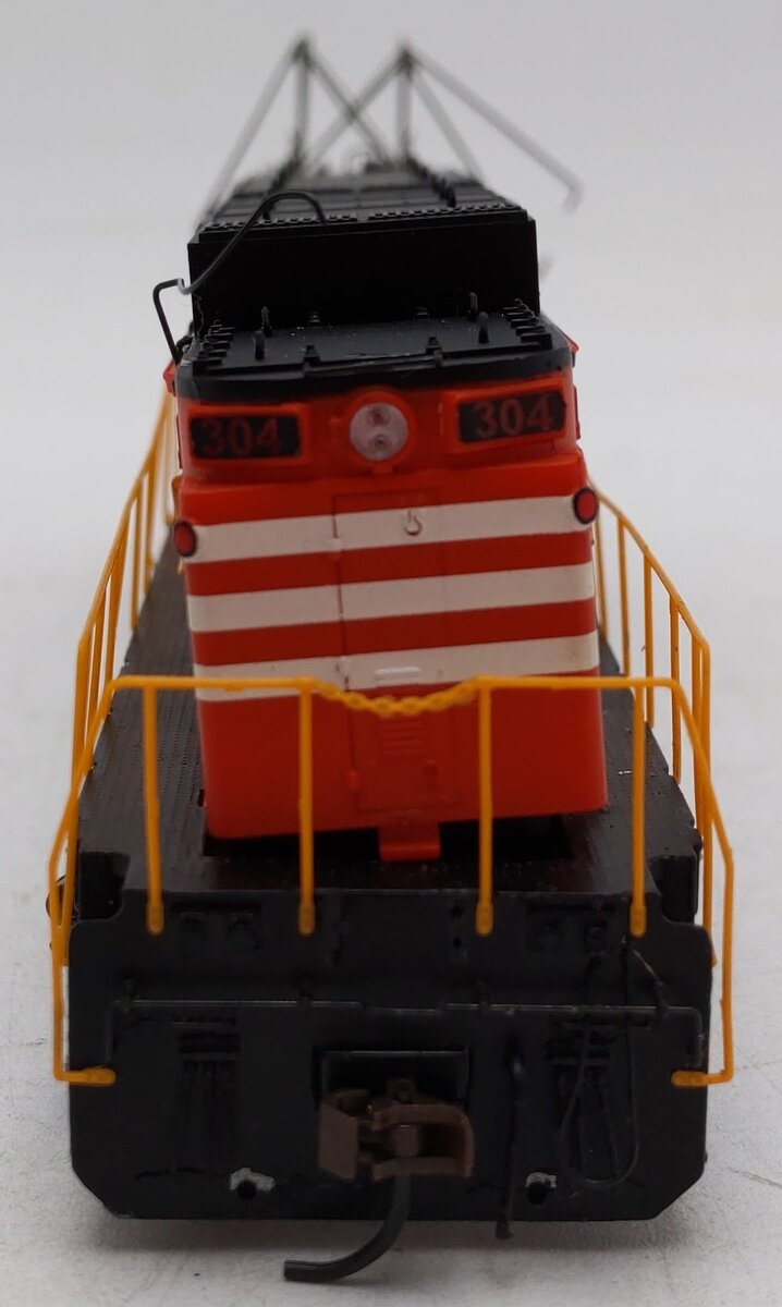 Spectrum 82407 HO Scale New Haven GE E33 Electric Locomotive #304/Box