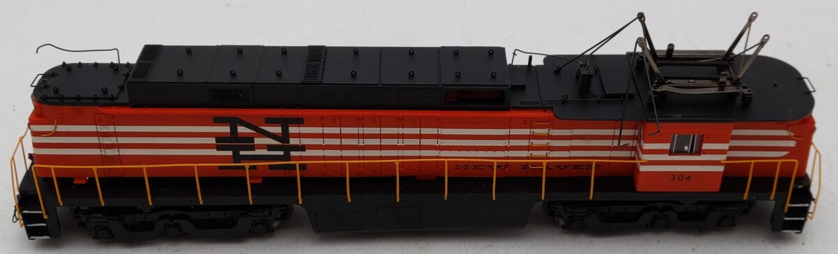 Spectrum 82407 HO Scale New Haven GE E33 Electric Locomotive #304/Box