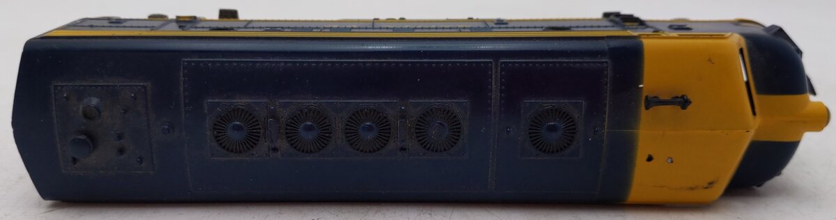 Tyco F7A Santa Fe Powered A Diesel Locomotive #4015 VG
