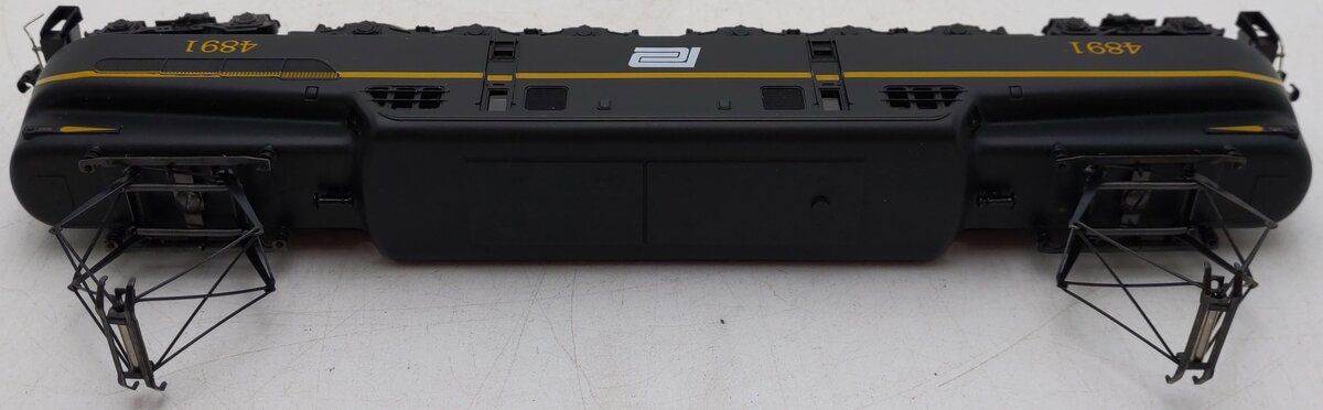 IHC M9684 HO Scale Penn Central Diesel Locomotive #4891 EX/Box