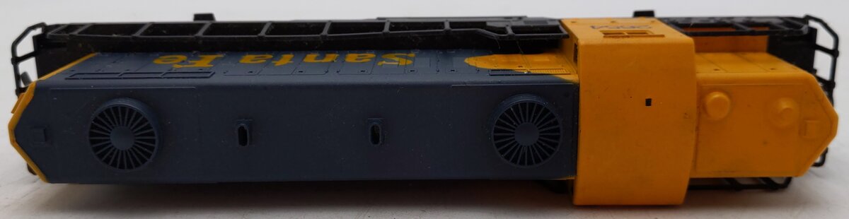 AHM HO Santa FE GP-18 Diesel Locomotive #2654 VG