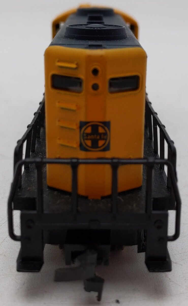 AHM HO Santa FE GP-18 Diesel Locomotive #2654 VG