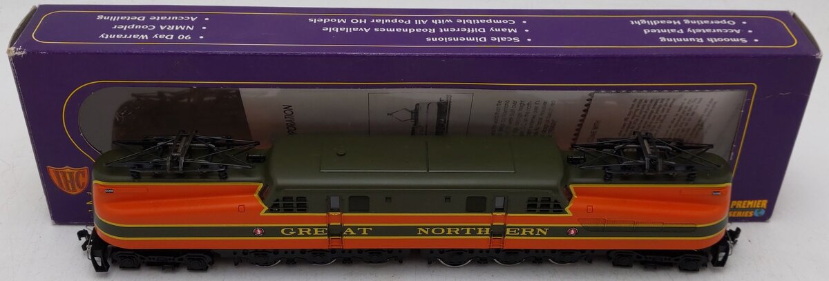 IHC M9673 HO Scale Great Northern Powered GG-1 Electric Locomotive #5018 EX/Box