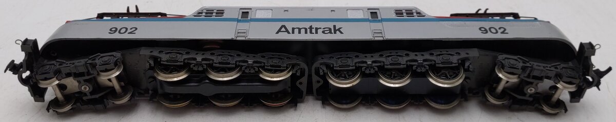 AHM 5160 HO Amtrak G.G.1 Electric Locomotive #902 VG