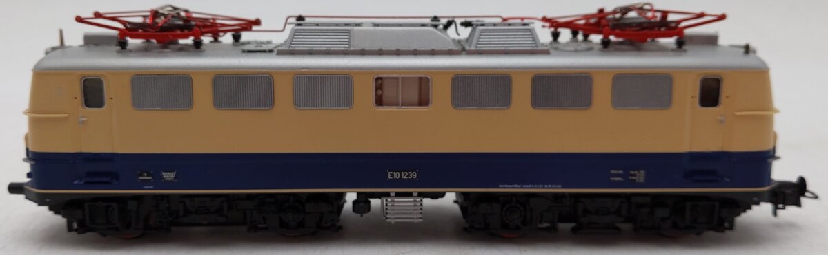 Roco 63696 HO Scale German Federal Railway Electric Locomotive #1239 EX/Box