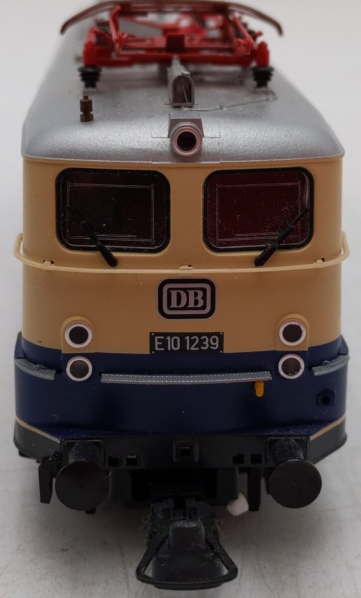 Roco 63696 HO Scale German Federal Railway Electric Locomotive #1239 EX/Box