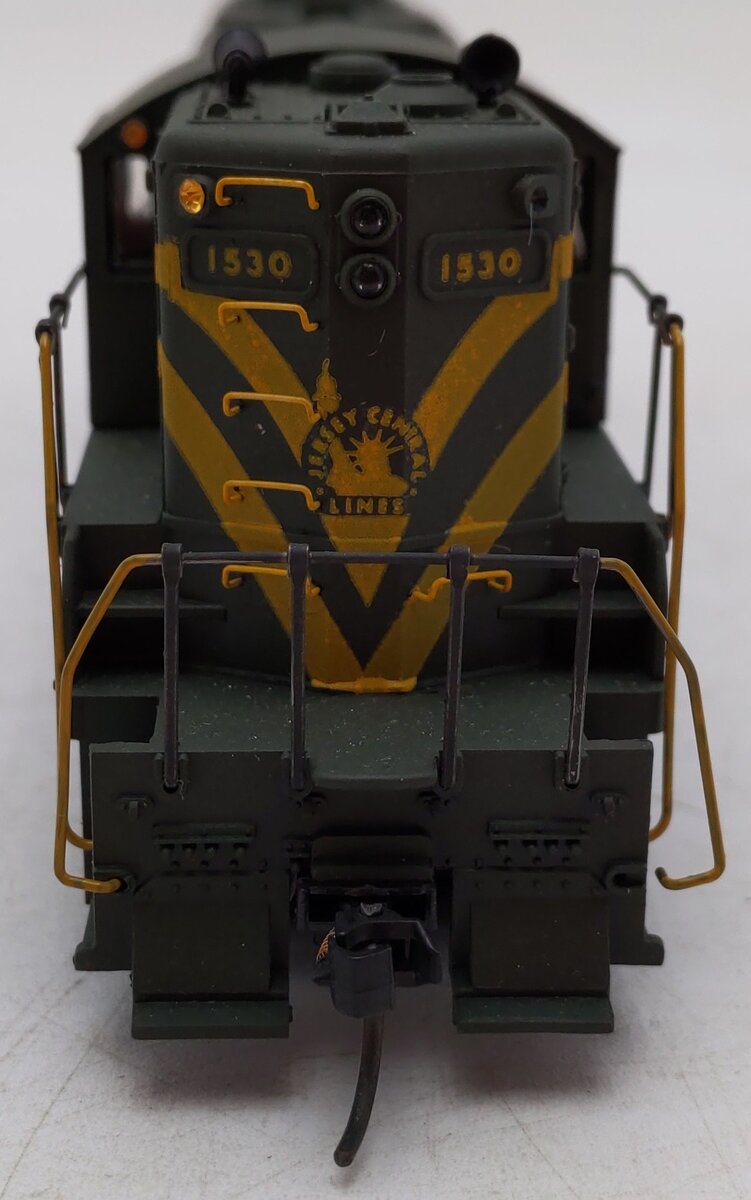 HO Scale Central of New Jersey Dummy Diesel Locomotive #1530 EX
