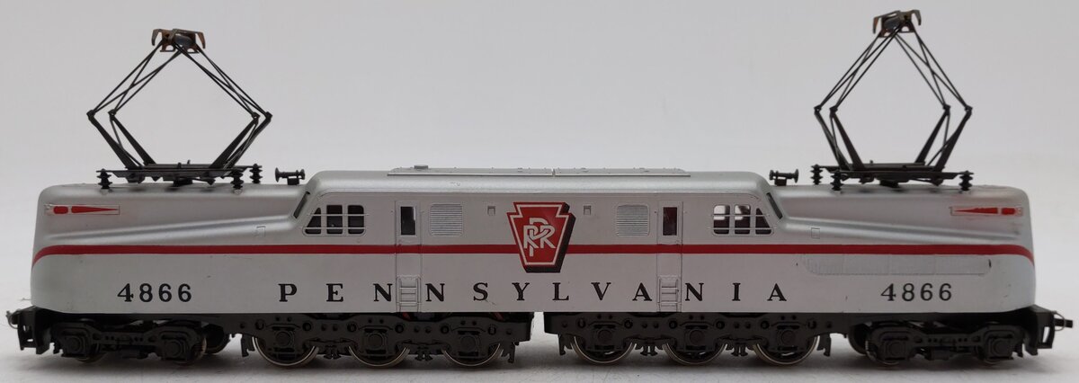 AHM 4866 HO Scale Pennsylvania GG-1 Electric Locomotive VG/Box