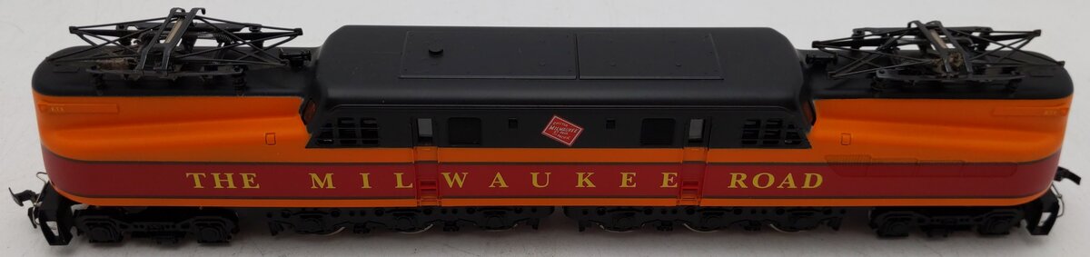 IHC M9670 HO Scale Milwaukee Road Powered GG-1 Electric Locomotive EX