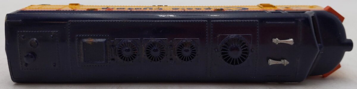 Bachmann 41-615-09 HO Scale Chessie System EMD F9 Diesel Locomotive #7071 VG