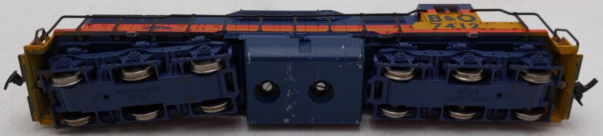 Atlas 7412 HO B&O Chessie Diesel Locomotive VG
