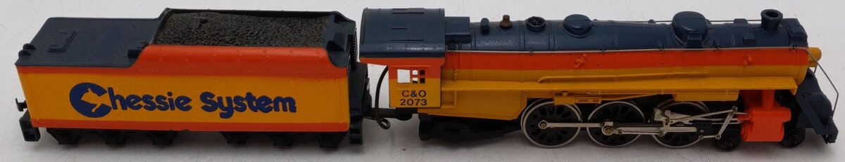 Mantua 311-23 HO Scale Chessie System 4-6-2 Steam Locomotive & Tender #2073 EX/Box