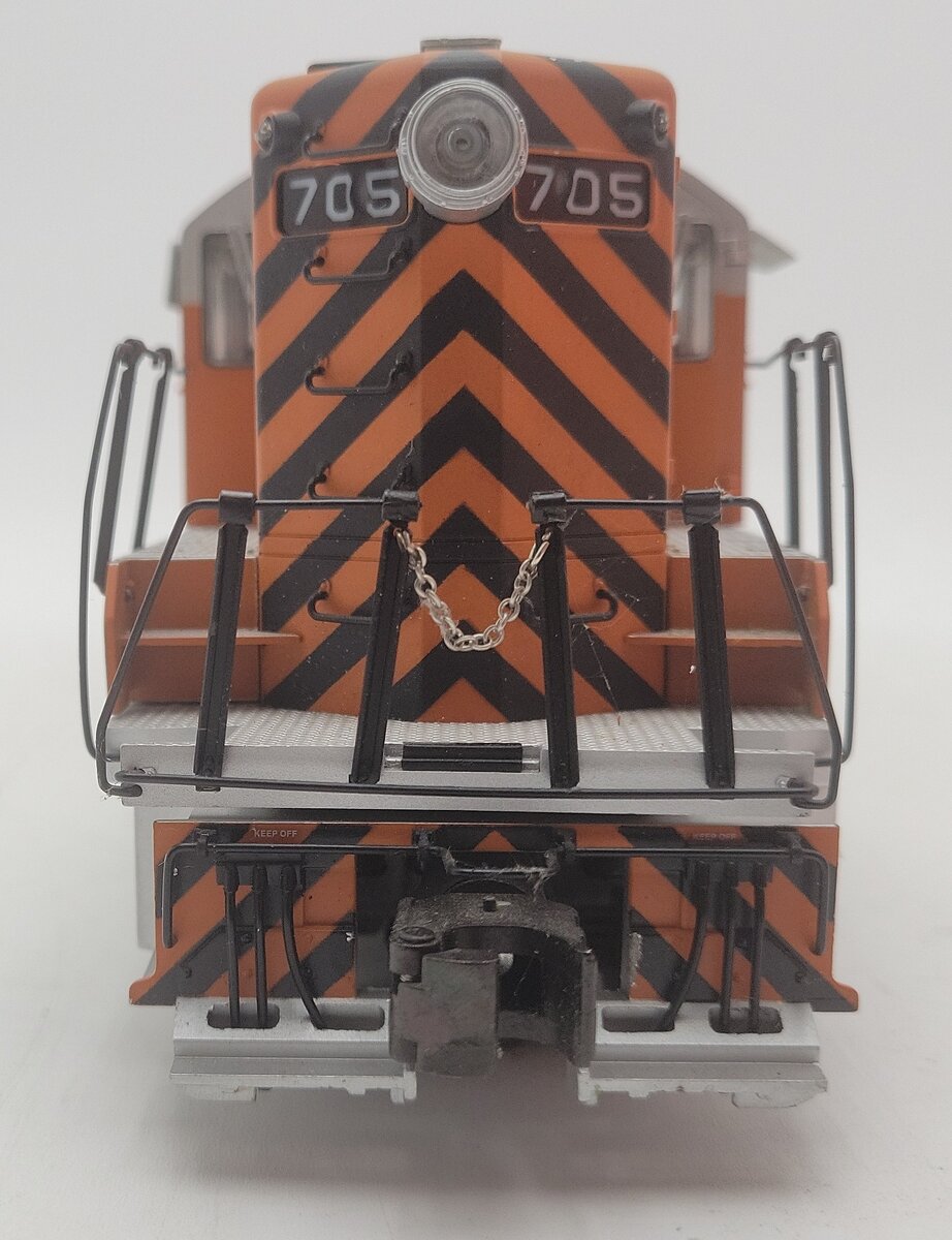 Lionel 6-28340 Western Pacific GP7 Diesel Locomotive #705 EX/Box