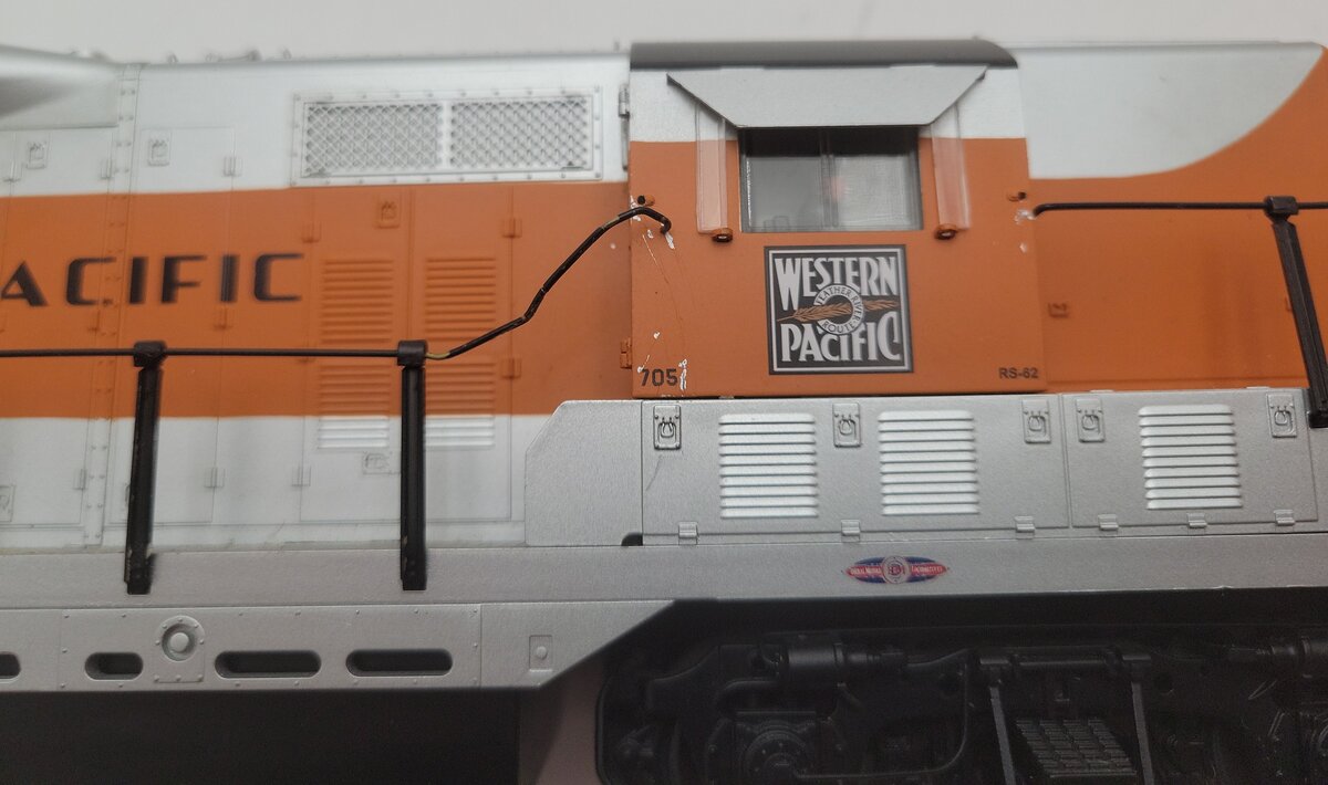 Lionel 6-28340 Western Pacific GP7 Diesel Locomotive #705 EX/Box