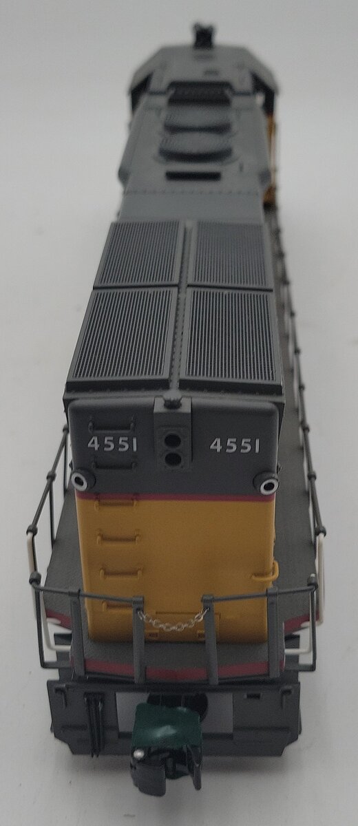 Lionel 6-28255 Union Pacific SD40T-2 Diesel Locomotive #4551 EX/Box