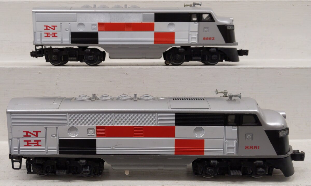 Lionel 6-8851 O Gauge New Haven F3 AA Diesel Locomotive Set #8851/8852 EX