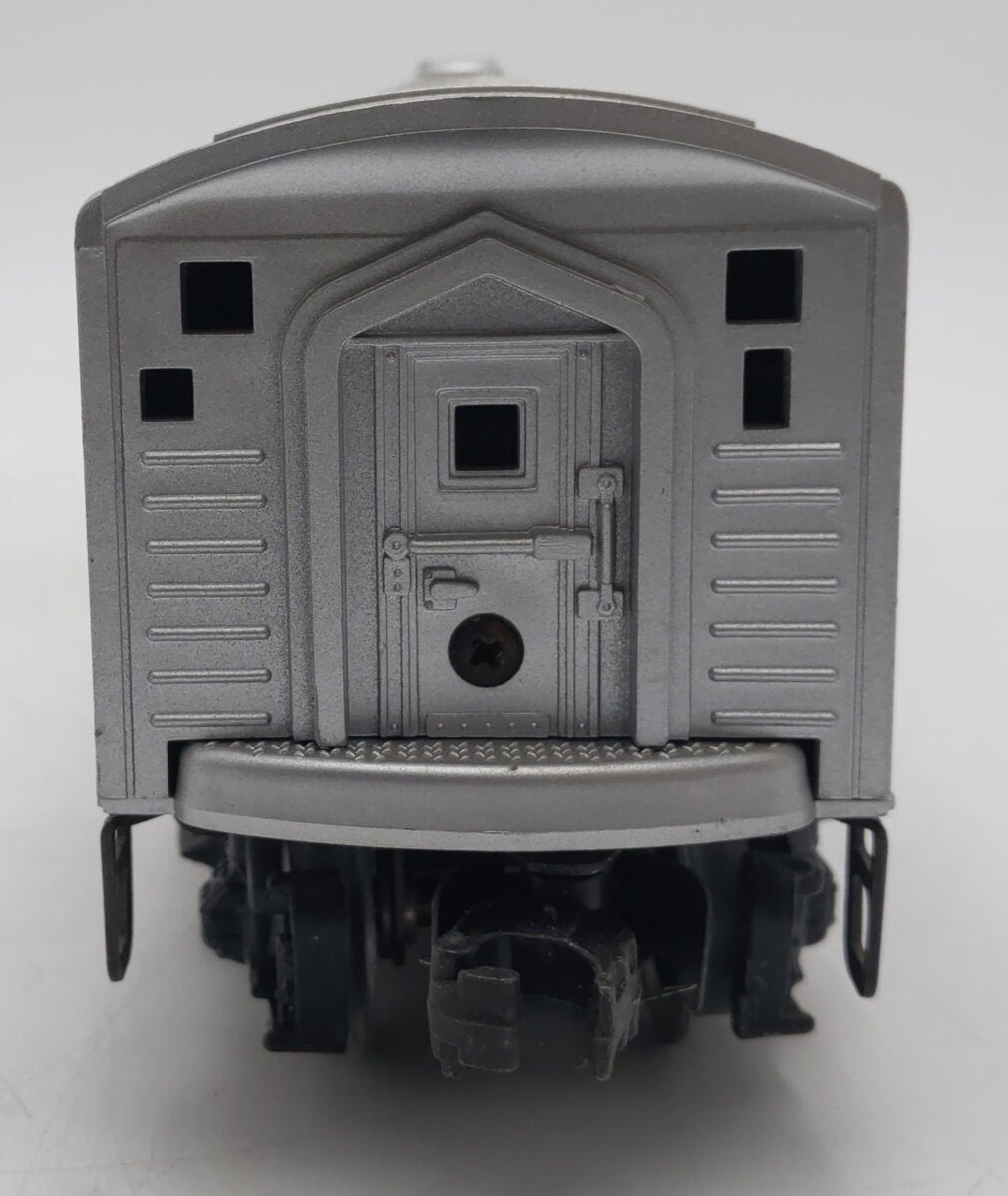 Lionel 6-8864 O Gauge New Haven F3 Non-Powered B-Unit Diesel Engine EX