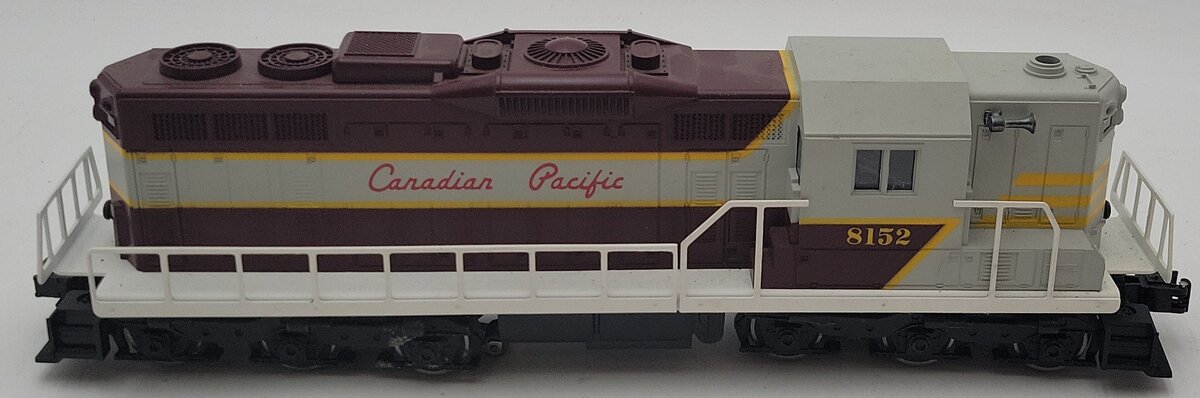 Lionel 6-8152 Canadian Pacific SD24 Diesel Locomotive #8152 VG/Box