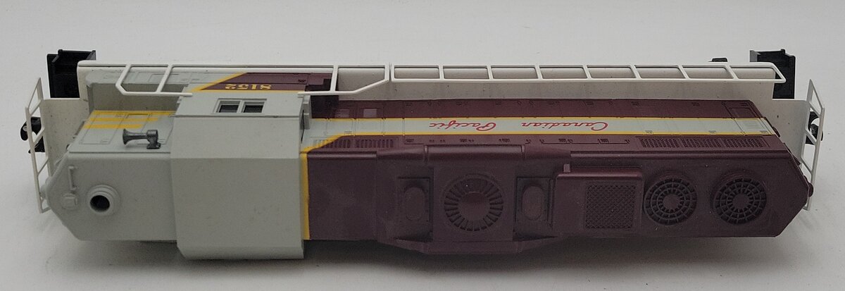 Lionel 6-8152 Canadian Pacific SD24 Diesel Locomotive #8152 VG/Box