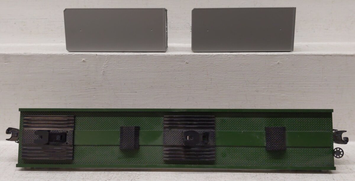 MTH 20-98867 O Gauge Reading Flat Car with 2 20' Trailers #9348 EX/Box