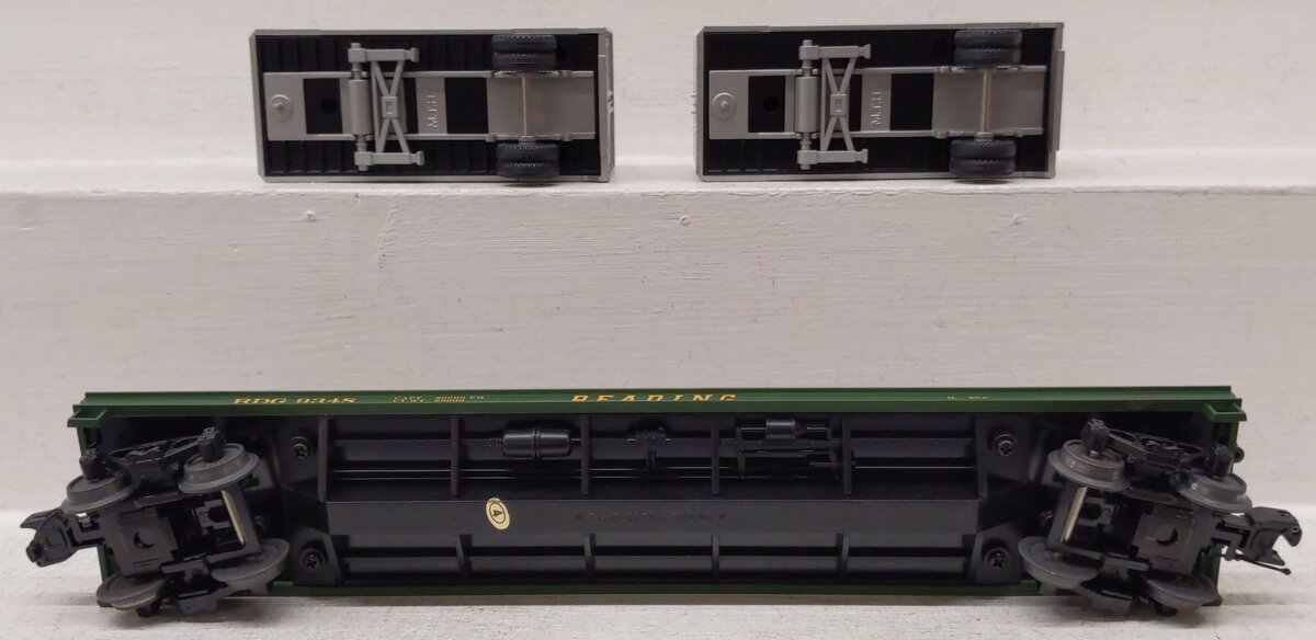 MTH 20-98867 O Gauge Reading Flat Car with 2 20' Trailers #9348 EX/Box