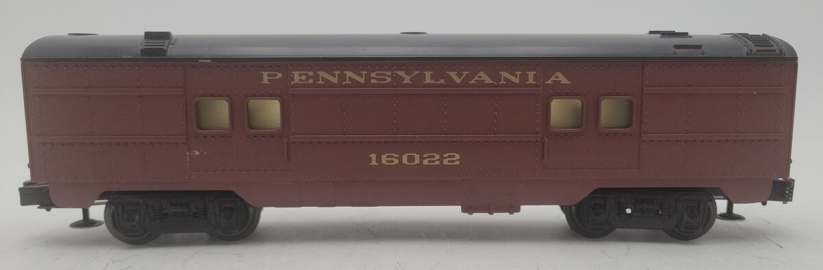 Lionel 6-16022 O Gauge Pennsylvania Lighted Baggage Car EX/Box