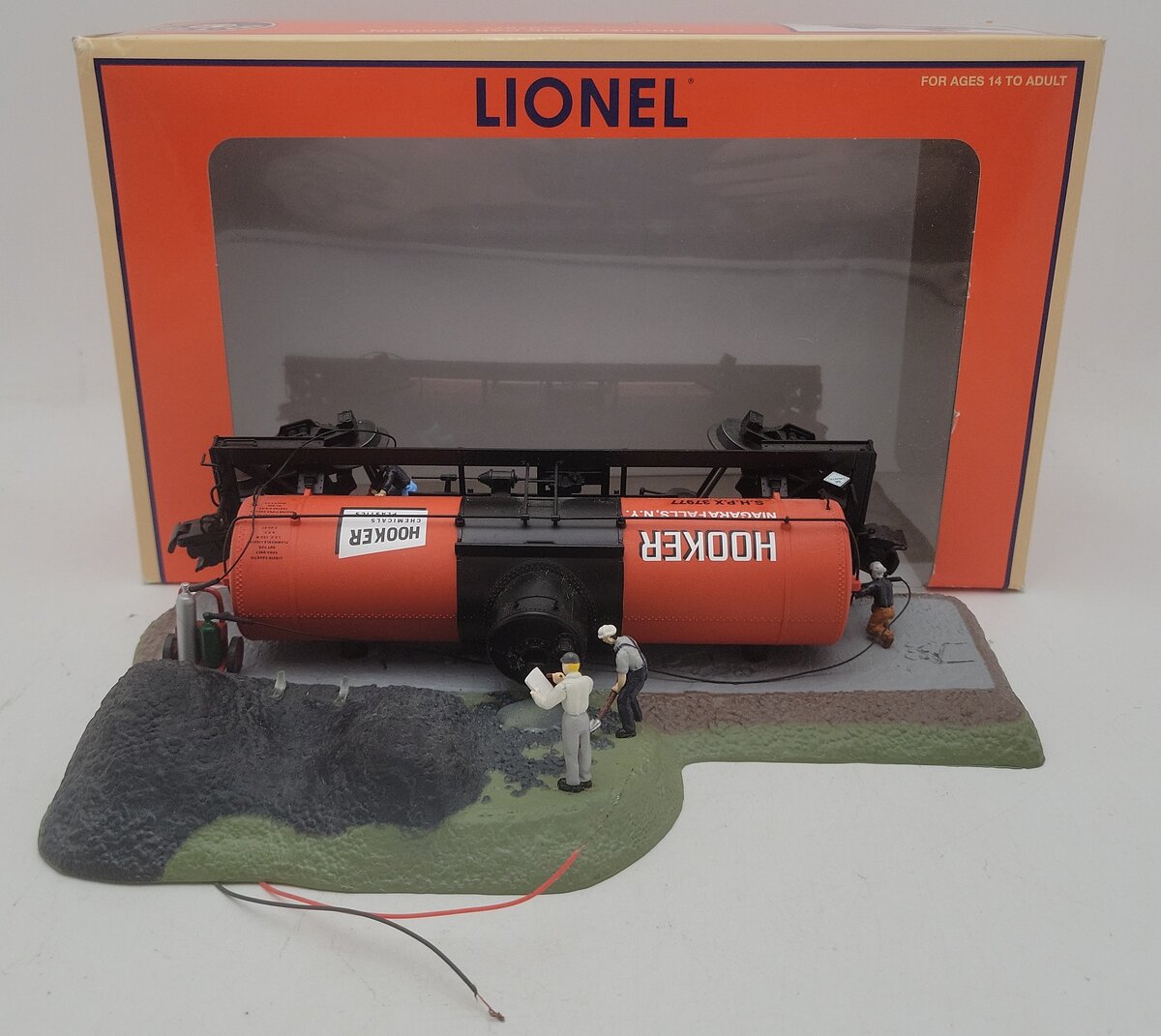 Lionel 6-37977 O Hooker Tank Car Accident EX/Box