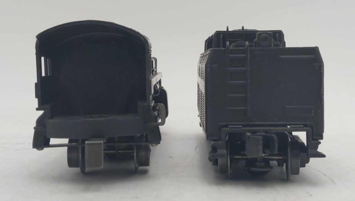 Lionel 243 Vintage O 2-4-2 Plastic Scout Steam Locomotive and 243W Tender EX