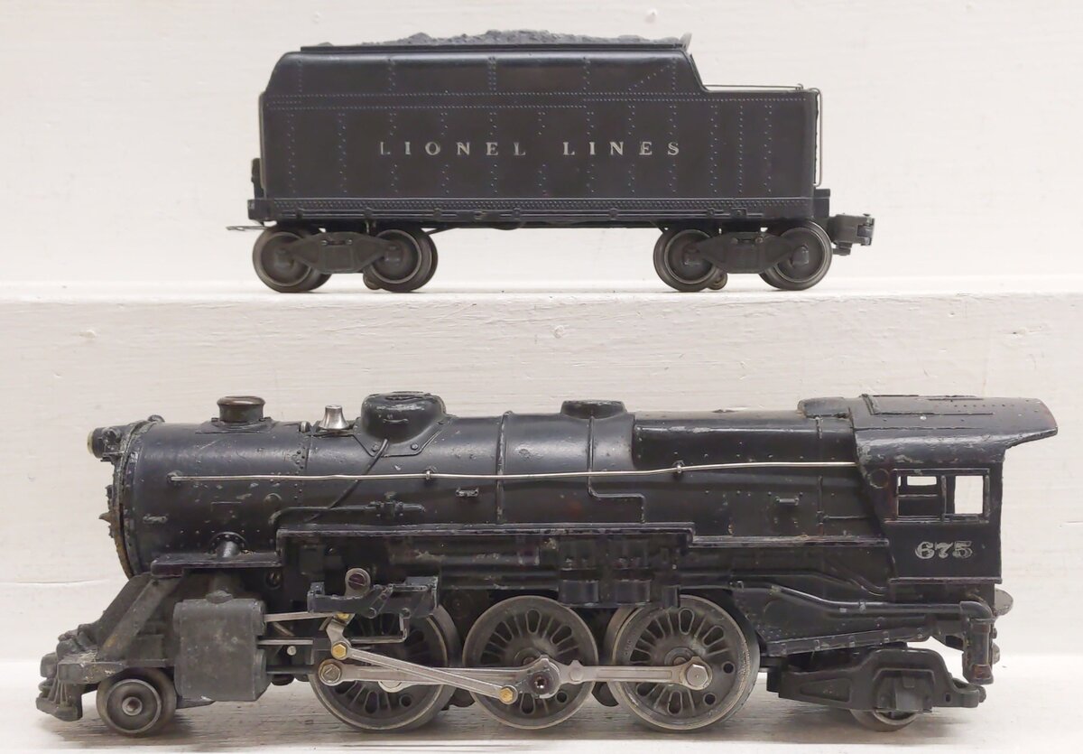 Lionel 675 Vintage O 2-6-2 K-4 Pacific Diecast Steam Locomotive & 2466W Tender