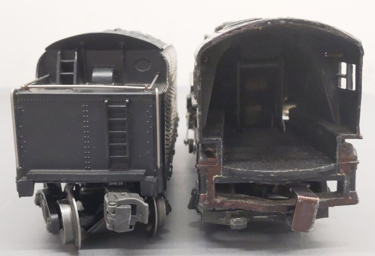 Lionel 675 Vintage O 2-6-2 K-4 Pacific Diecast Steam Locomotive & 2466W Tender